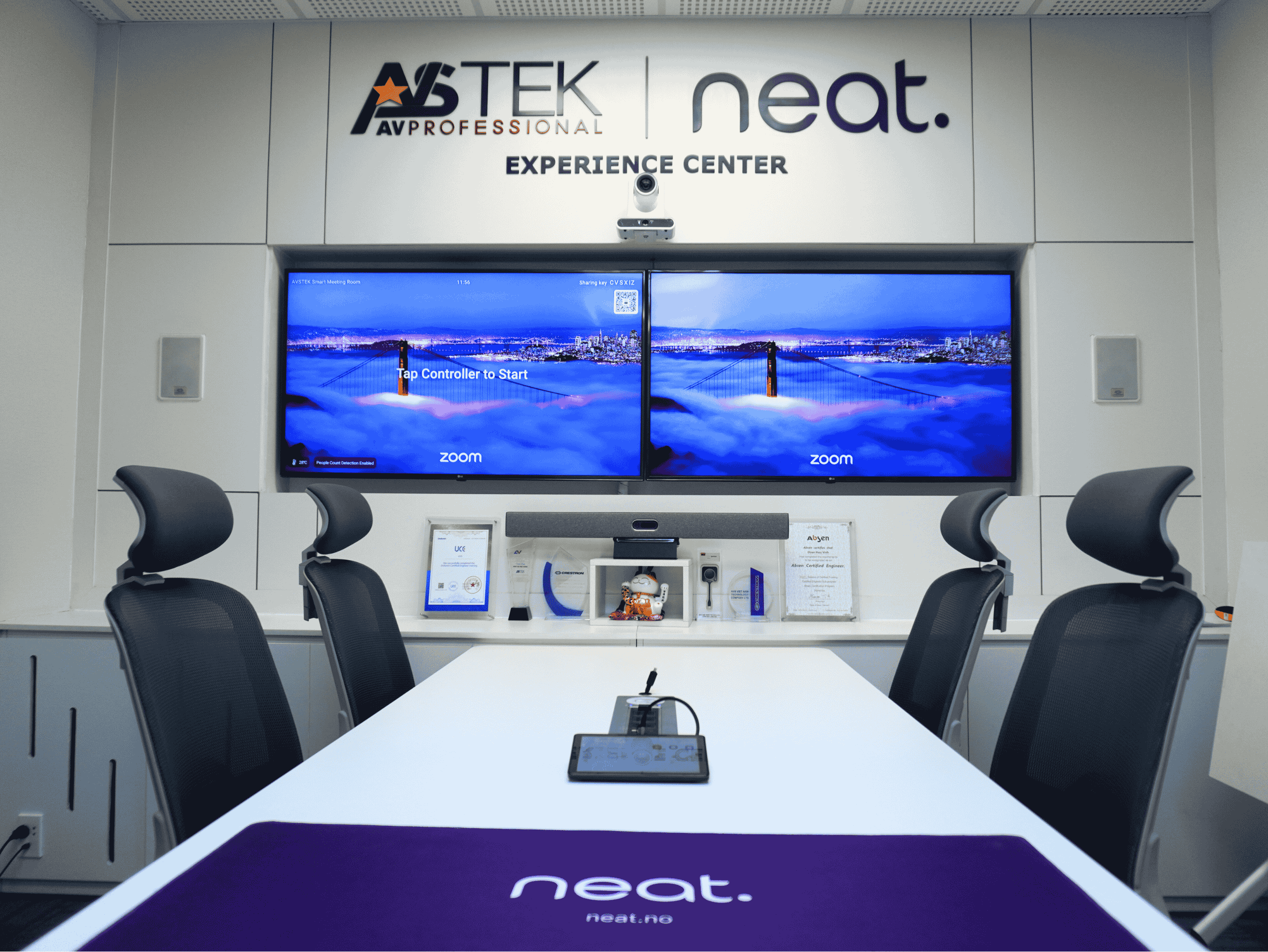 AVSTEK_Experience Center_20251013_144418_0000.png