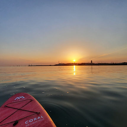Suppen tijdens de zonsondergang