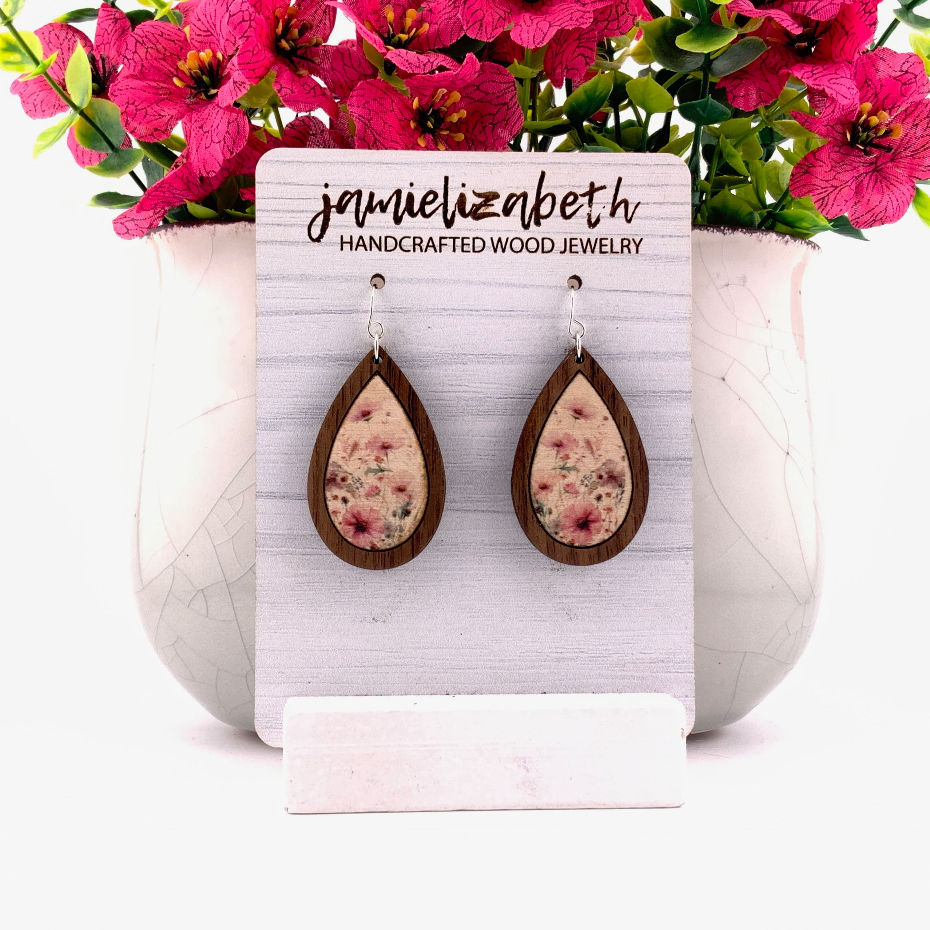 JE Grain & Grace - Pink Wildflower (Medium)