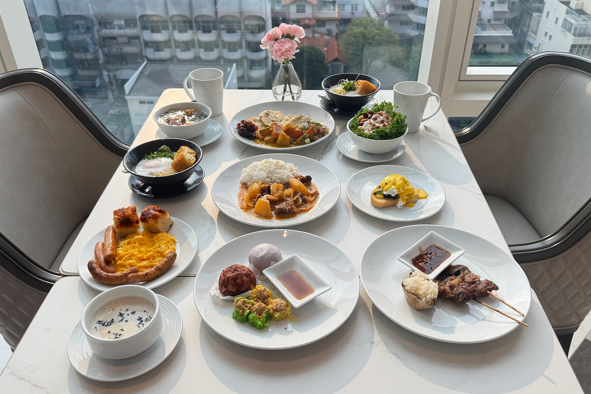Grande Centre Point Lumphini, an Urban Luxury Hotel in Bangkok