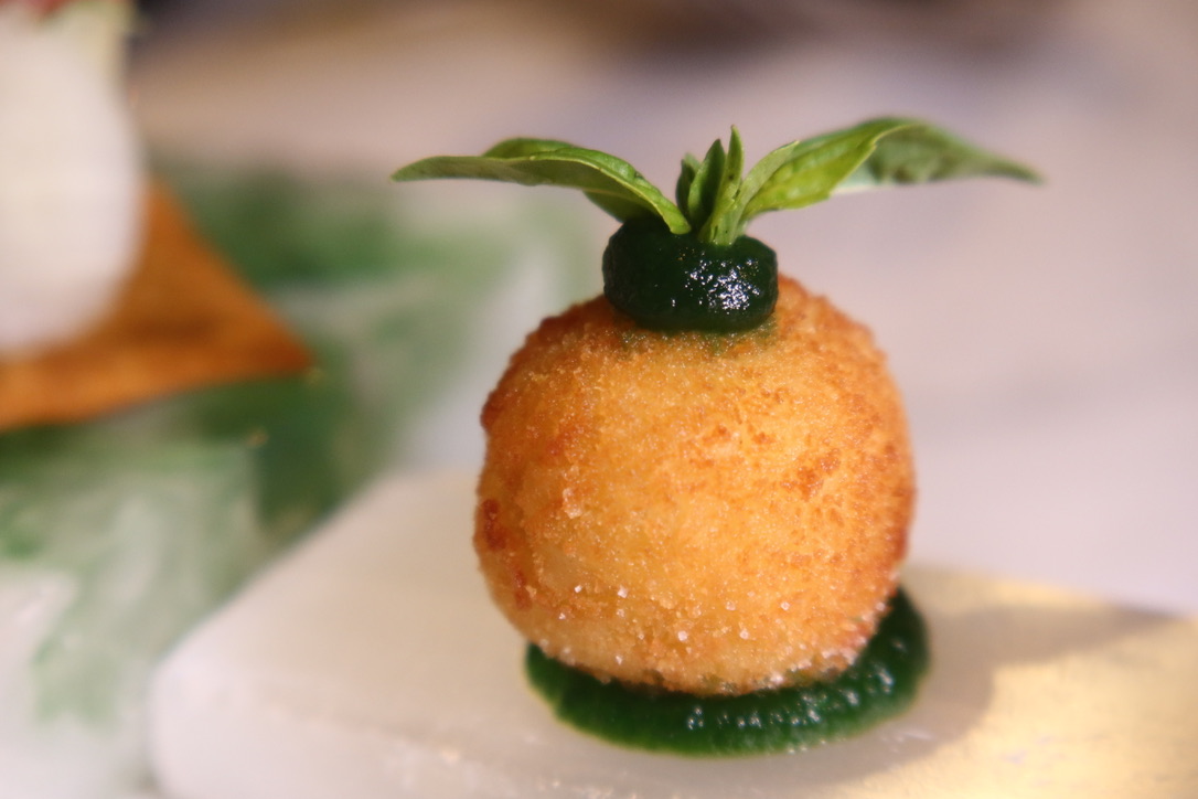 Hybrid Restaurant and Wine Bar Bangkok