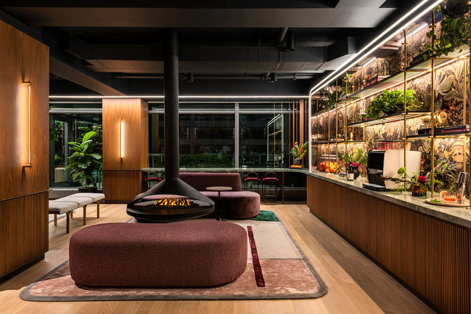 545 Madison Lounge by STUDIOS Architecture