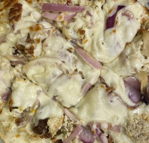 Chicken Alfredo Pizza