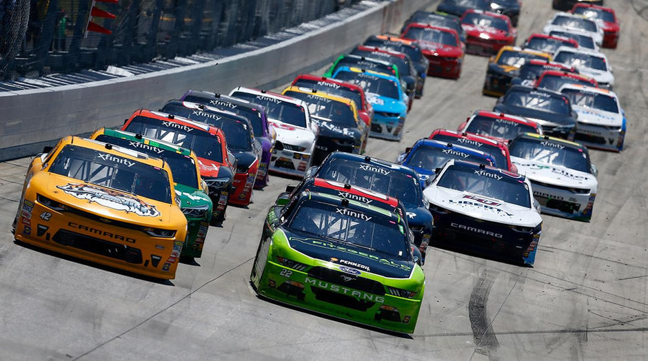 Live Bumper to Bumper 300