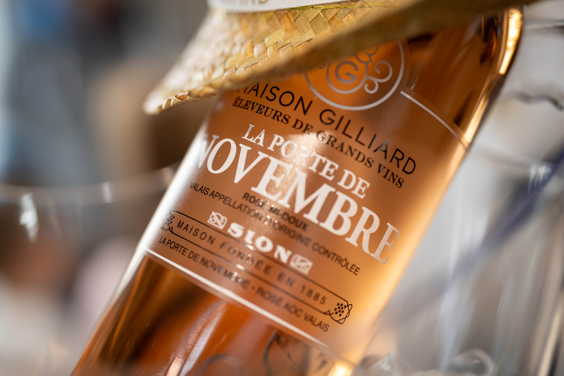Novembre Rosé gabs an der - Eröffungsfeier von Iris Foto Luzern