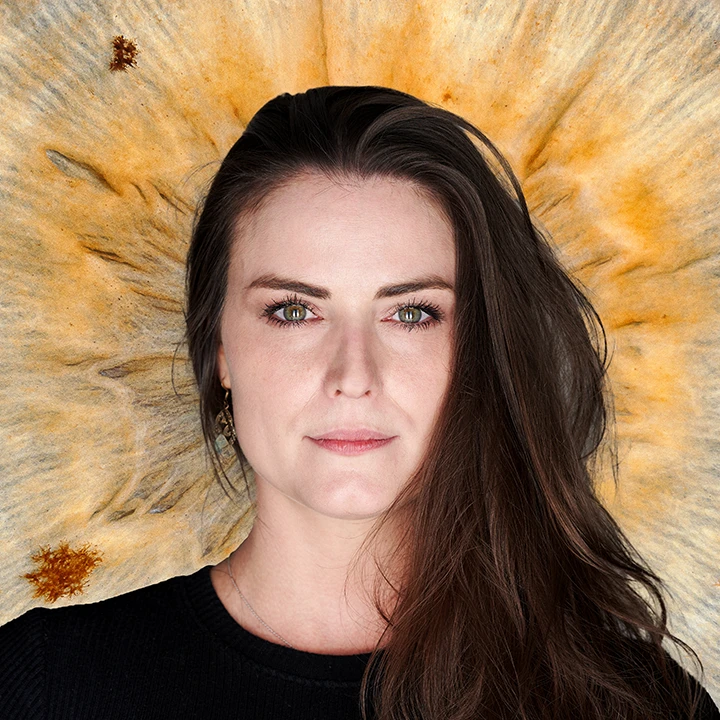 Alessandra_Iris-Fotografin_Iris-Foto-Luzern.webp