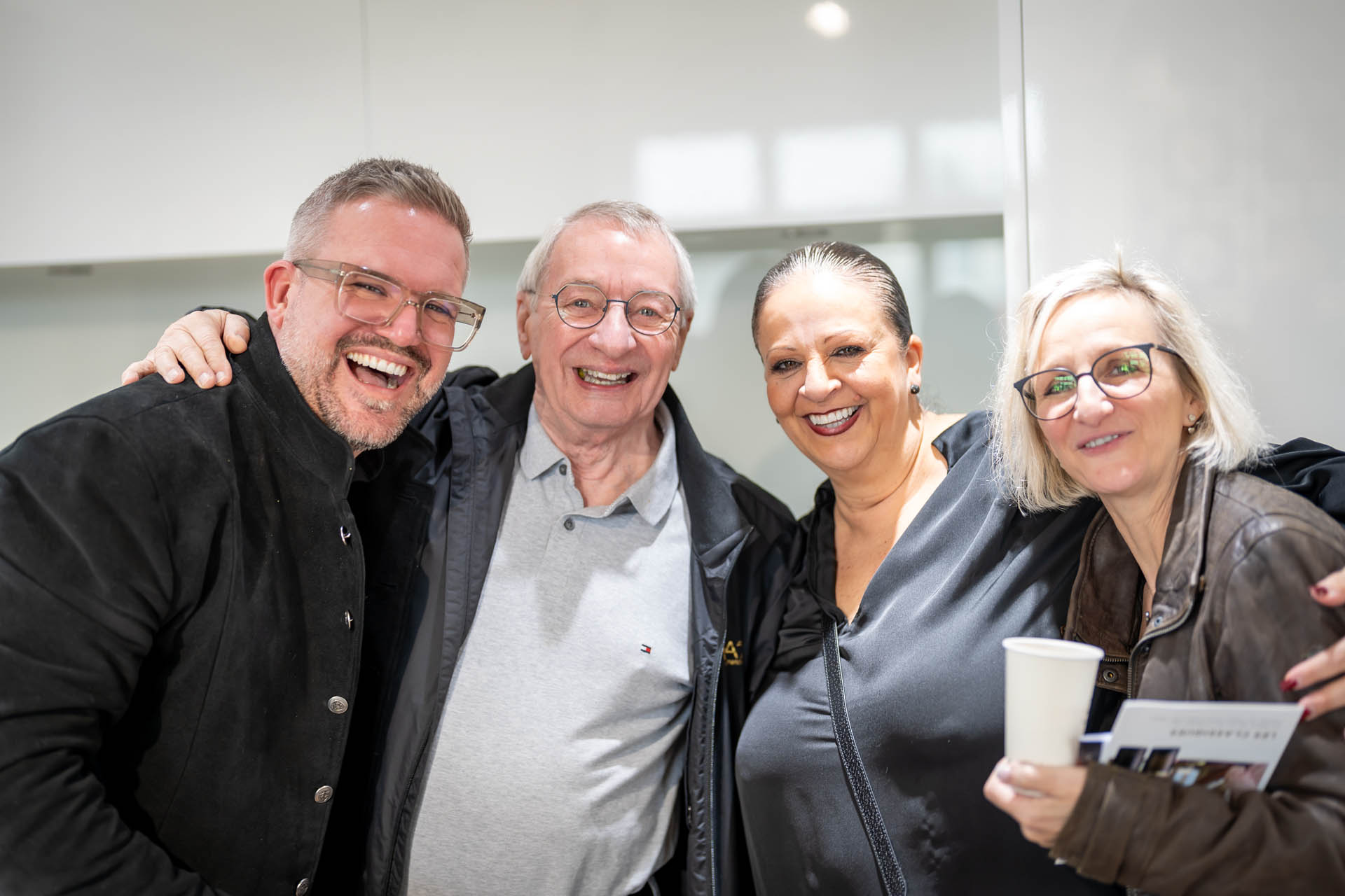 Kristof, Piet, Loredana und Sandra - Eröffungsfeier Iris Foto Luzern