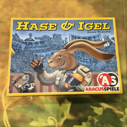 【イシイリョウコ】【ロシア】【版画】ウサギ 詳細確認｜ウサギとハリネズミ Hase & Igel | ディスカバリーゲームズ