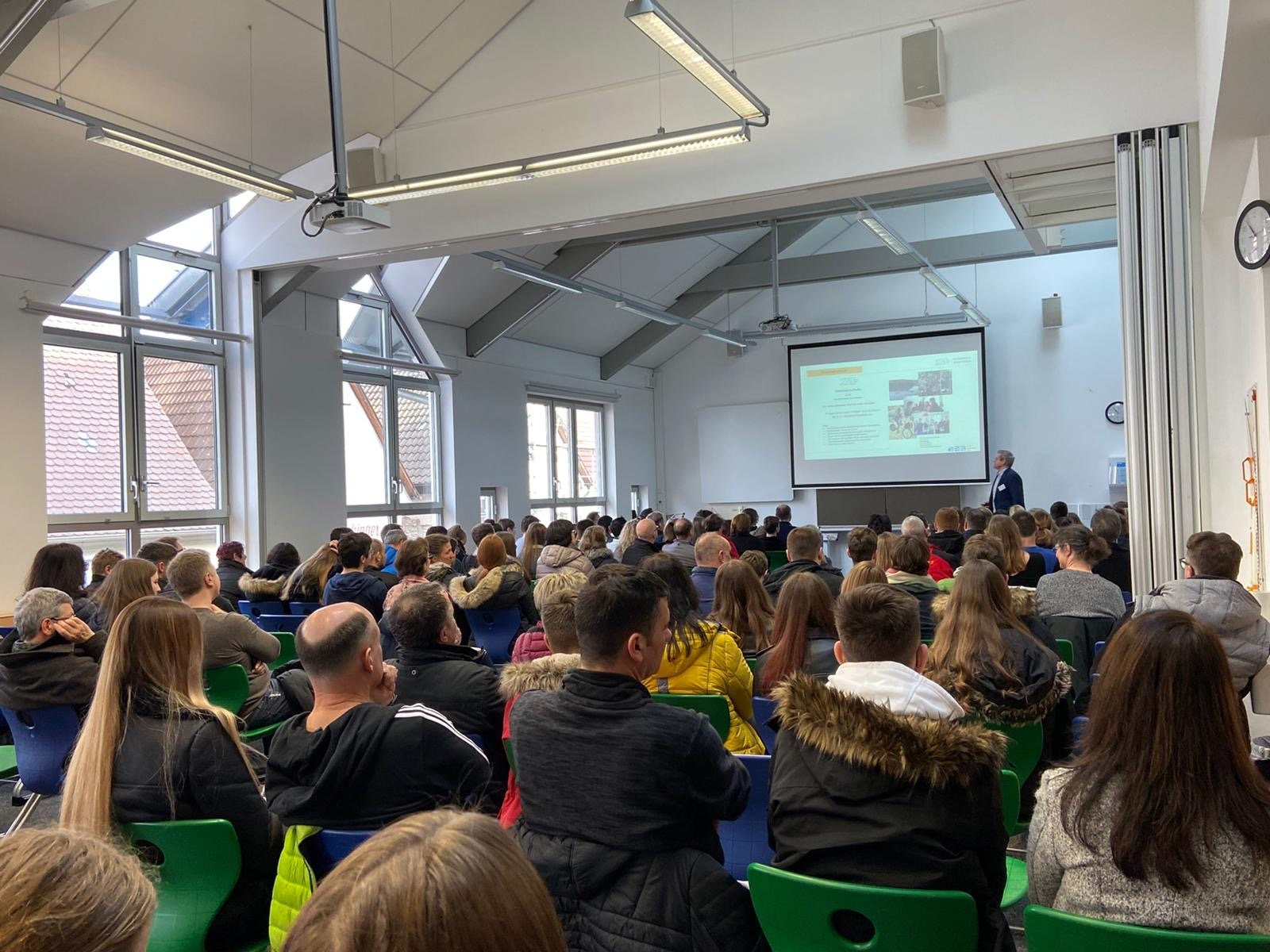 Freitag, 03.02.23 1730 bis 1830 Uhr KSE