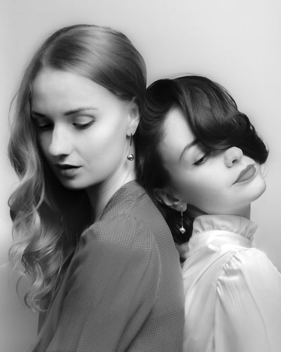 I_Lenka Andrea Helena.jpg