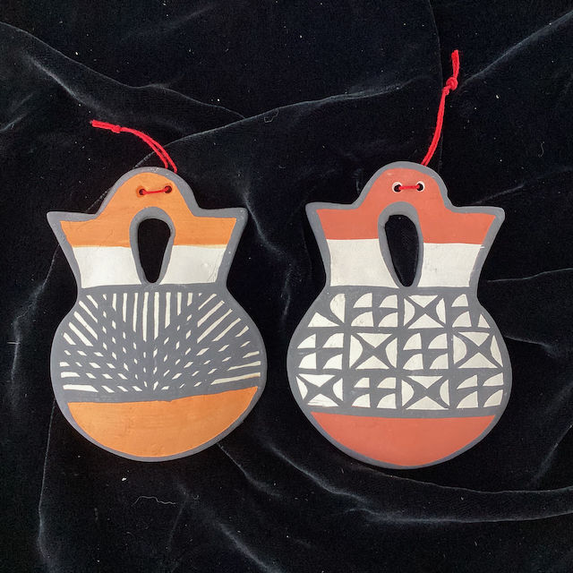 Acoma Wedding Vase Pottery Ornament