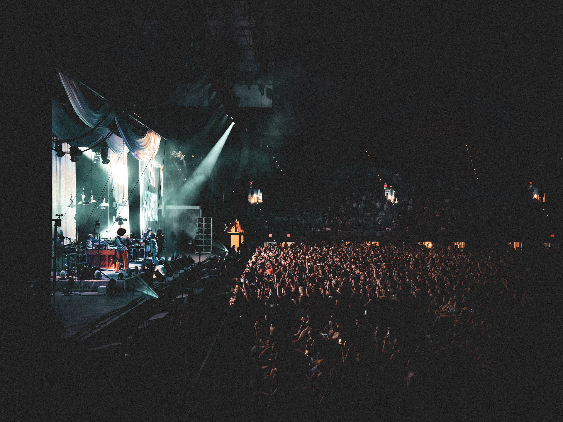 Hayley Williams brought The Hayley Williams Show to Forest Hills Stadium