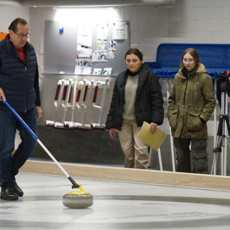 Stick Curling