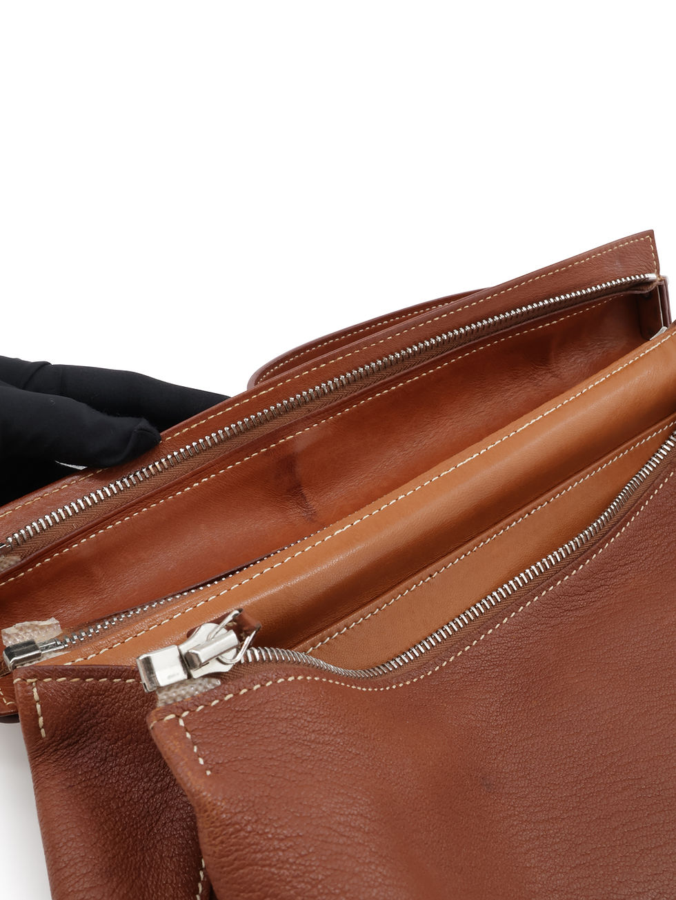 Thumbnail: Hermès Yovac Buffel Shoulder Bag