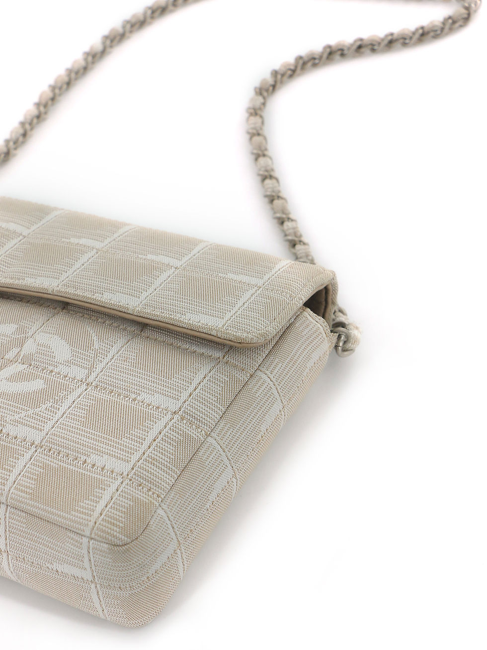 Thumbnail: Chanel Travel line Chocolate Bar Shoulder bag