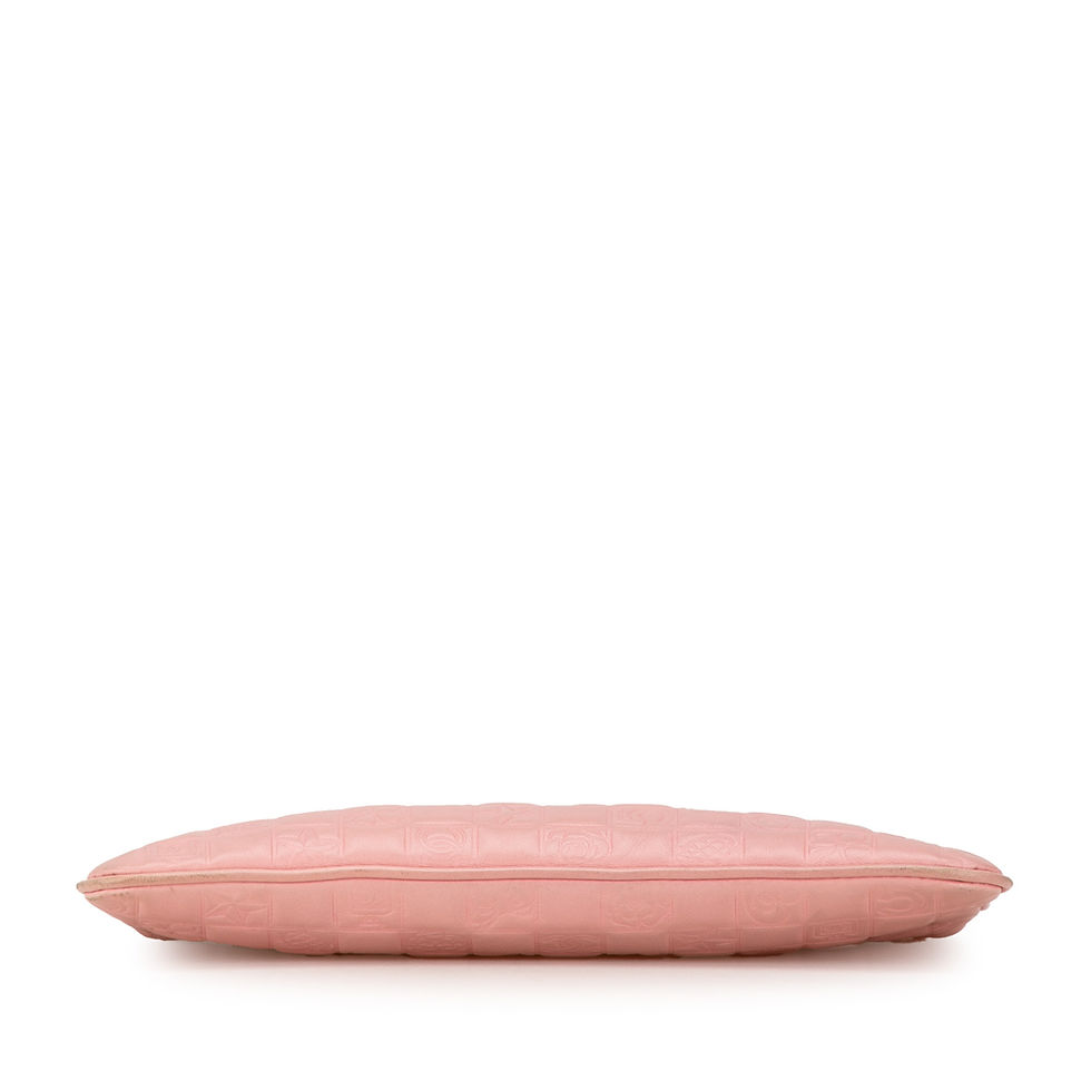 Thumbnail: Chanel Quilted Lambskin Pink Pochette Bag