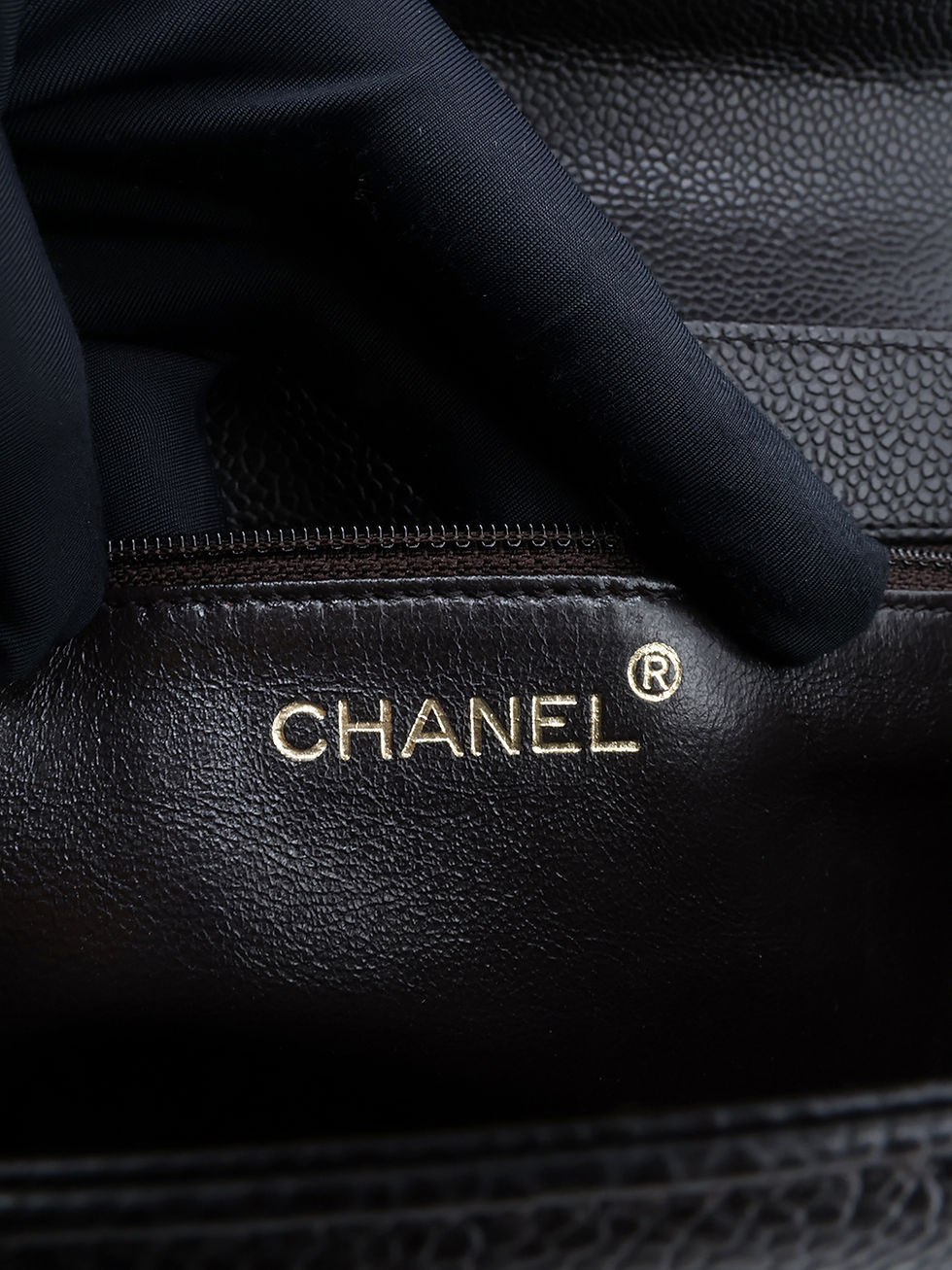 Thumbnail: Chanel Caviar Turn Lock Shoulder Bag