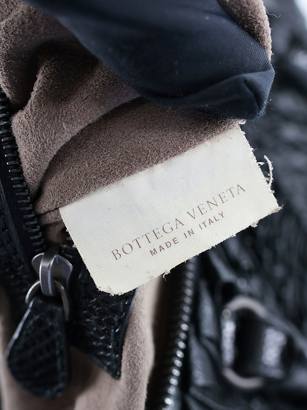 Thumbnail: Bottega Veneta Intrecciato Karung Chantilly Handbag