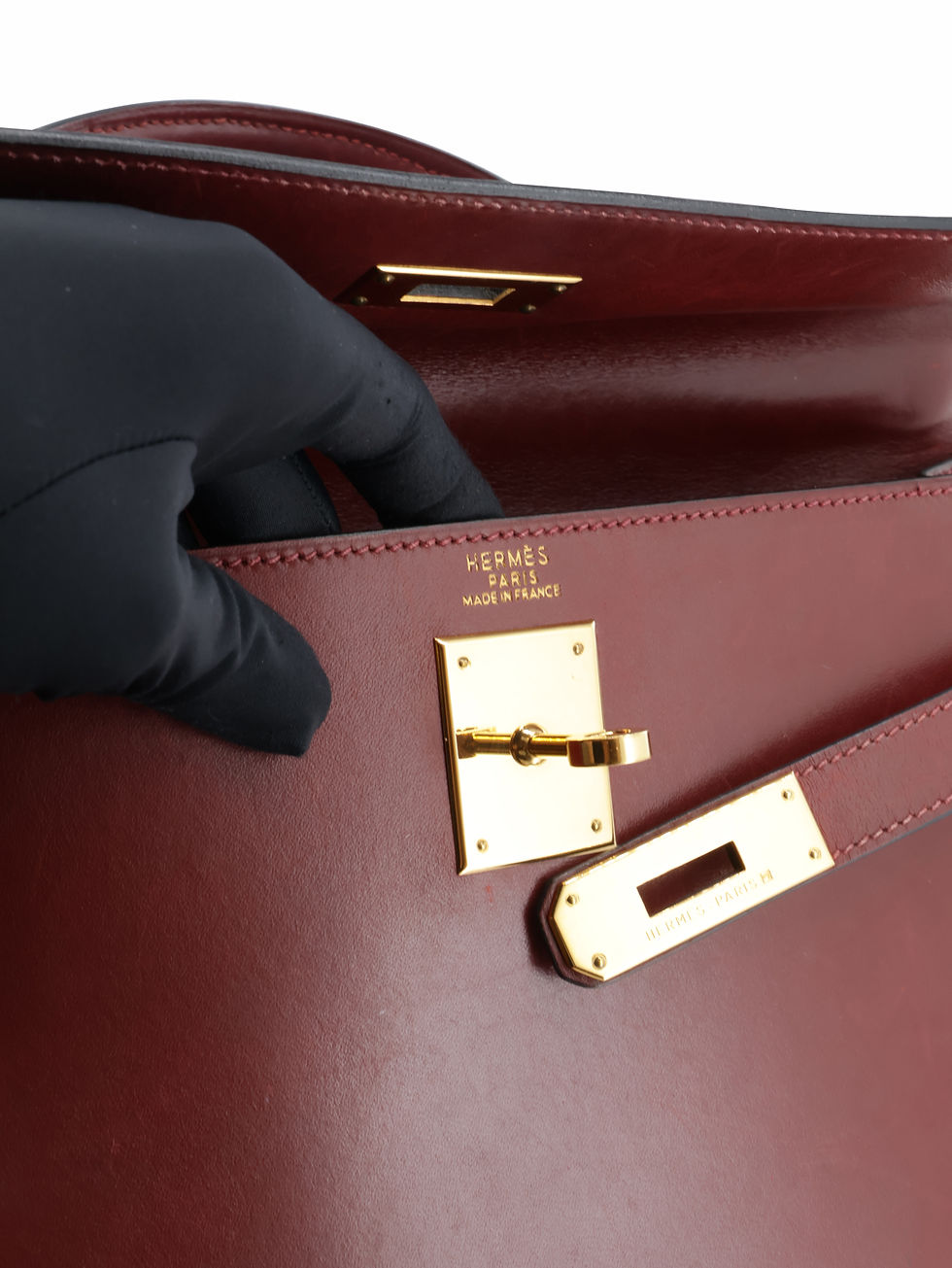 Thumbnail: Hermès Kelly 32 Handbag | Square H