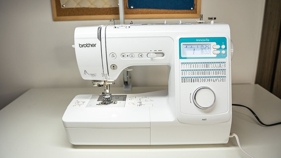 Intermediate computerized sewing machine Brother A65