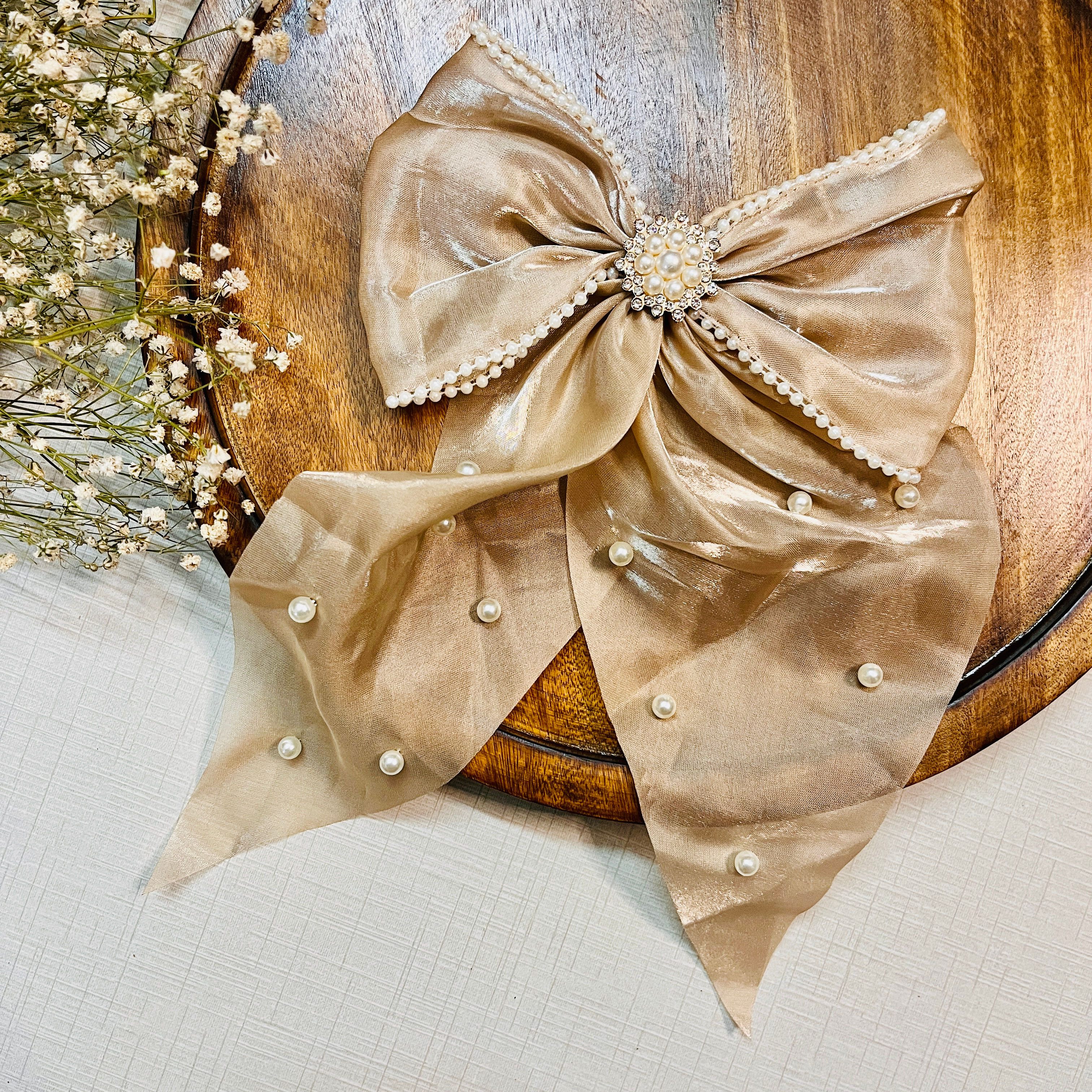 Pearlisse Bows Olive Gold