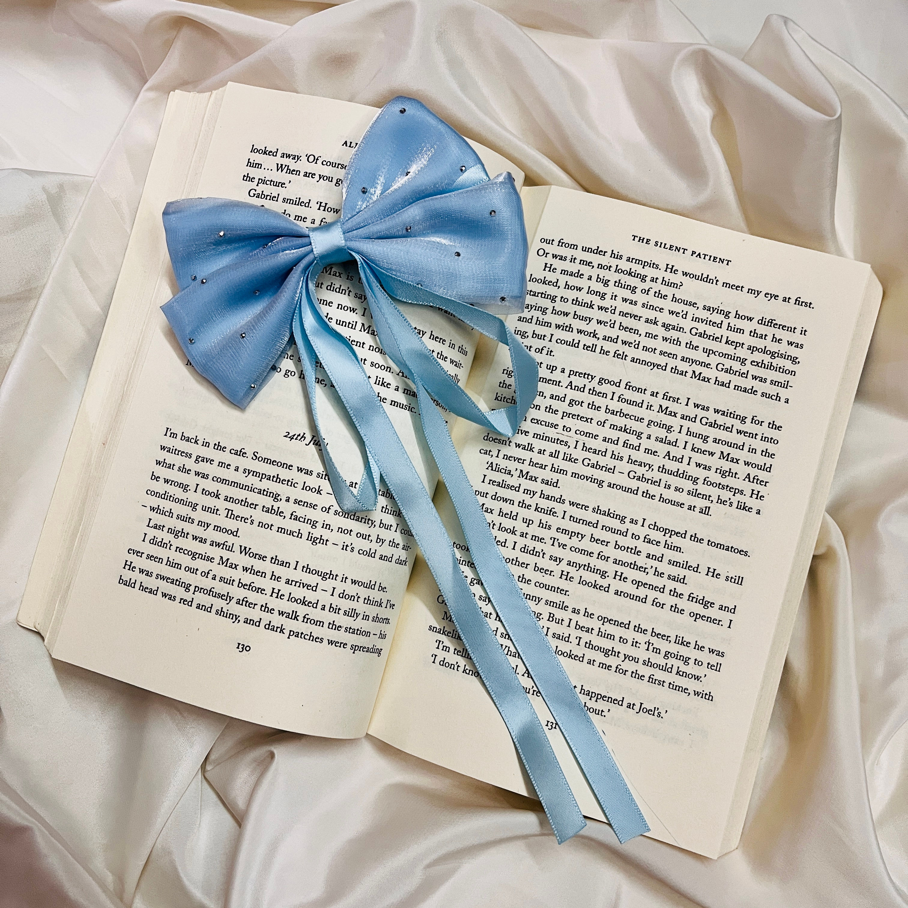 Auraline Bows Blue