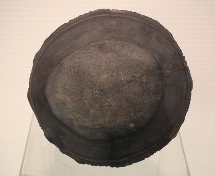 Thumbnail: Antique Pre-Columbian Chimu Blackware Pottery Vessel ca. 1100 - 1532 AD