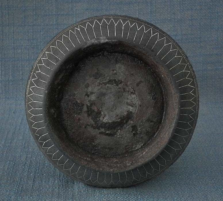 Thumbnail: Antique 18th Century Islamic Mughal Indian Bidri Vase Deccan India