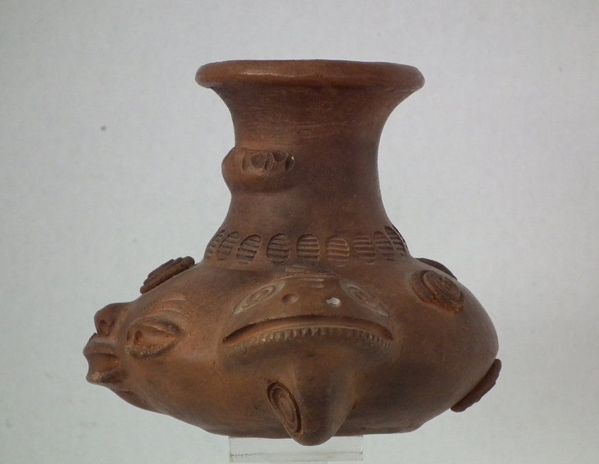 Thumbnail: Ancient Pre-Columbian Chorrera 9th–5th century B.C. Effigy Vessel