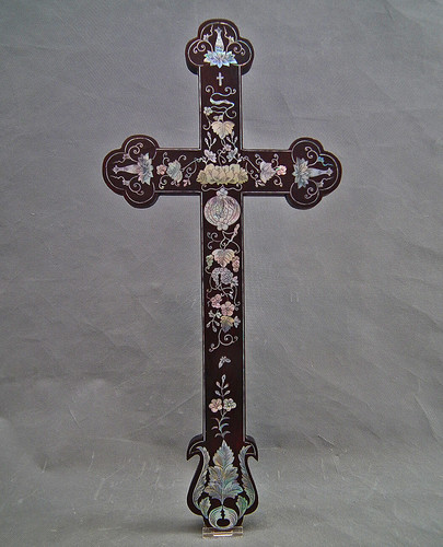 Antique 18th Century Chinese Mother-of-Pearl Inlaid Wood Cross