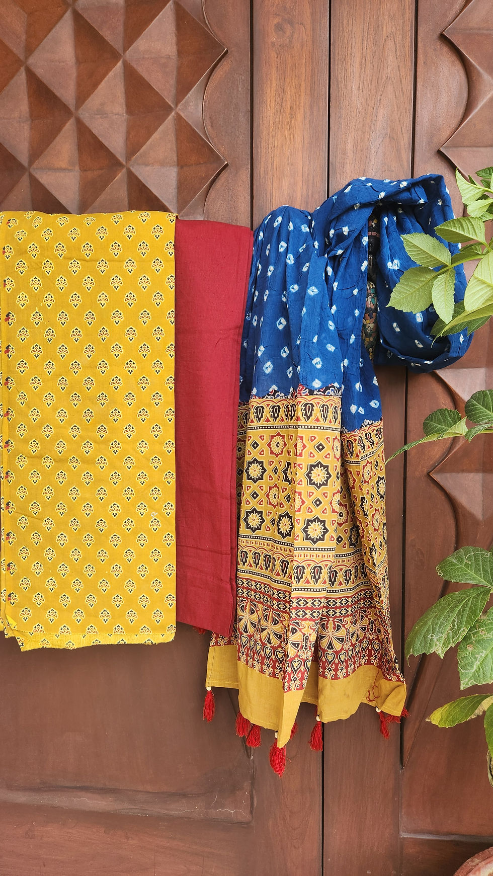 Ajrakh suit set with Bandhni and Ajrakh apllique dupatta