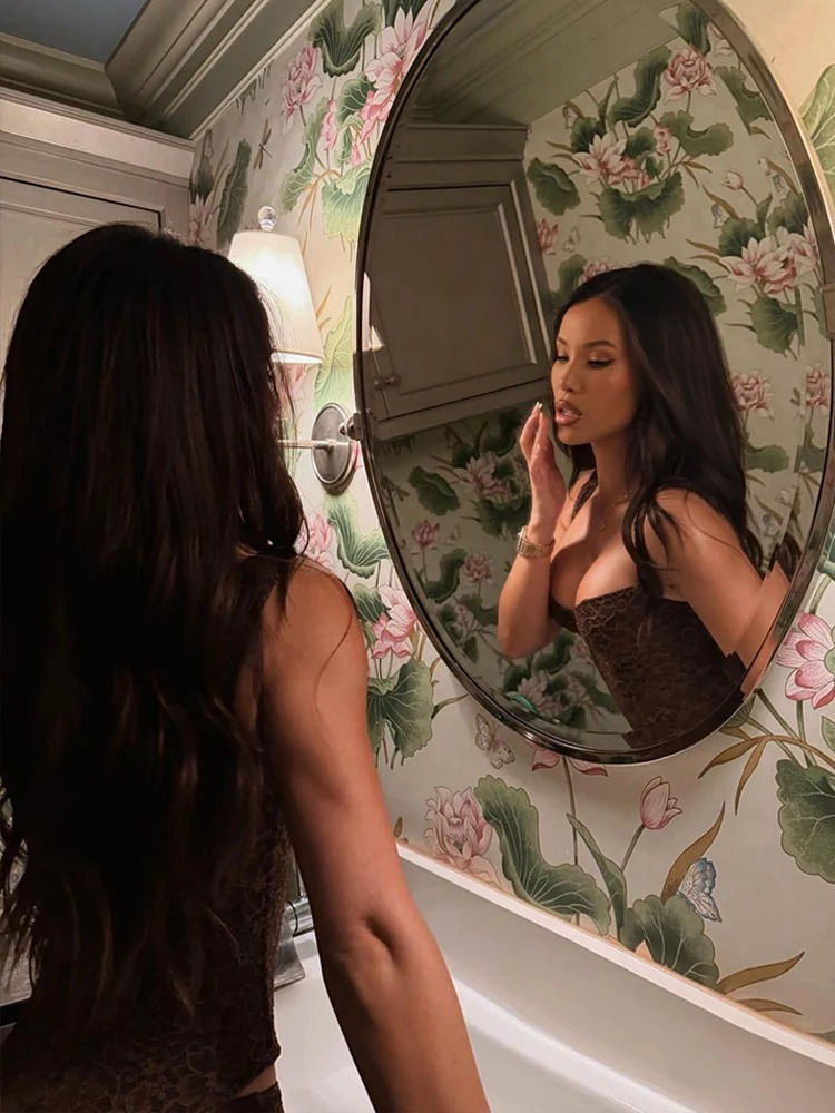 Thumbnail: Valentina Set