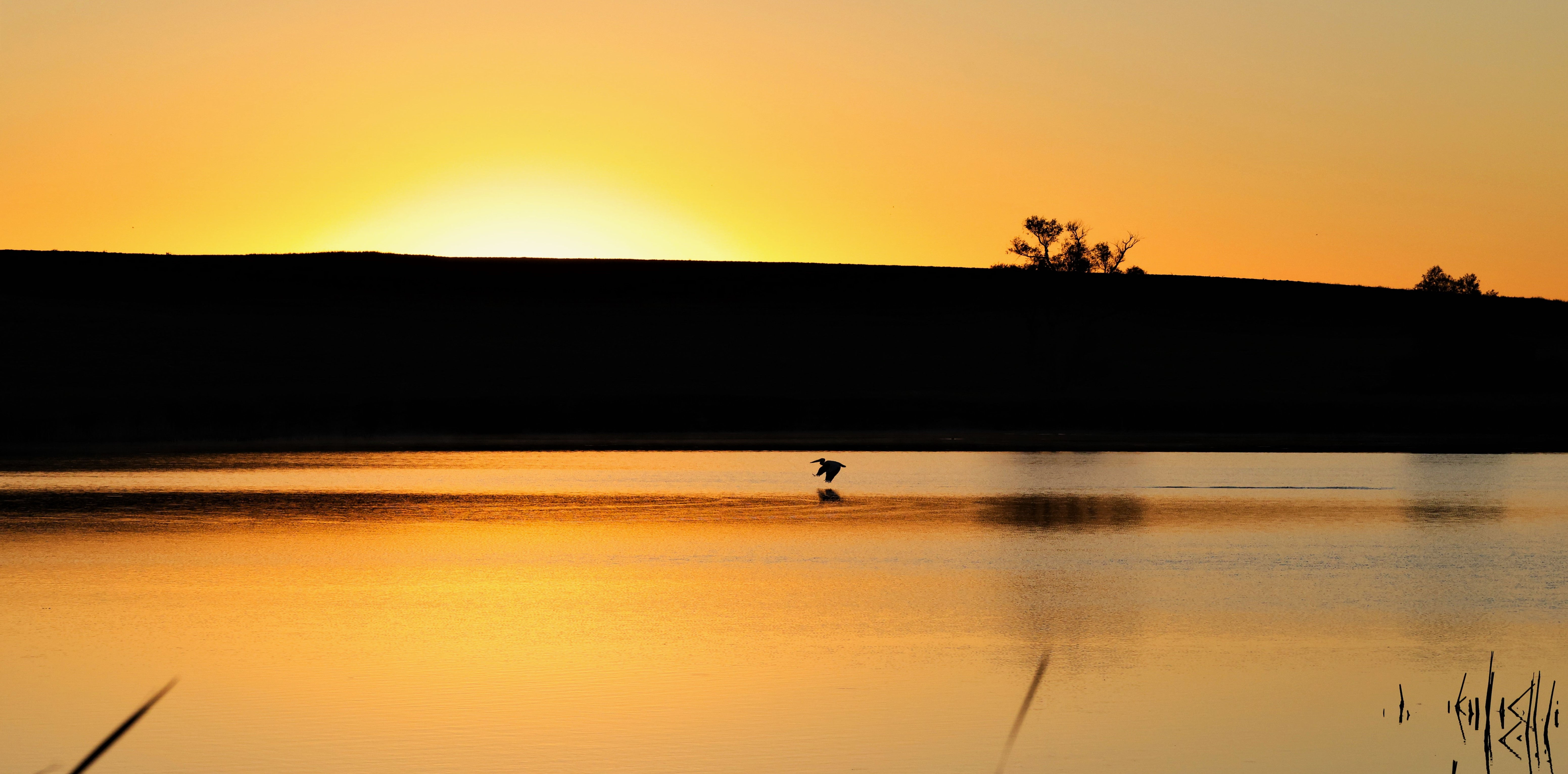 SUNSET ON THE LAKE (4)
