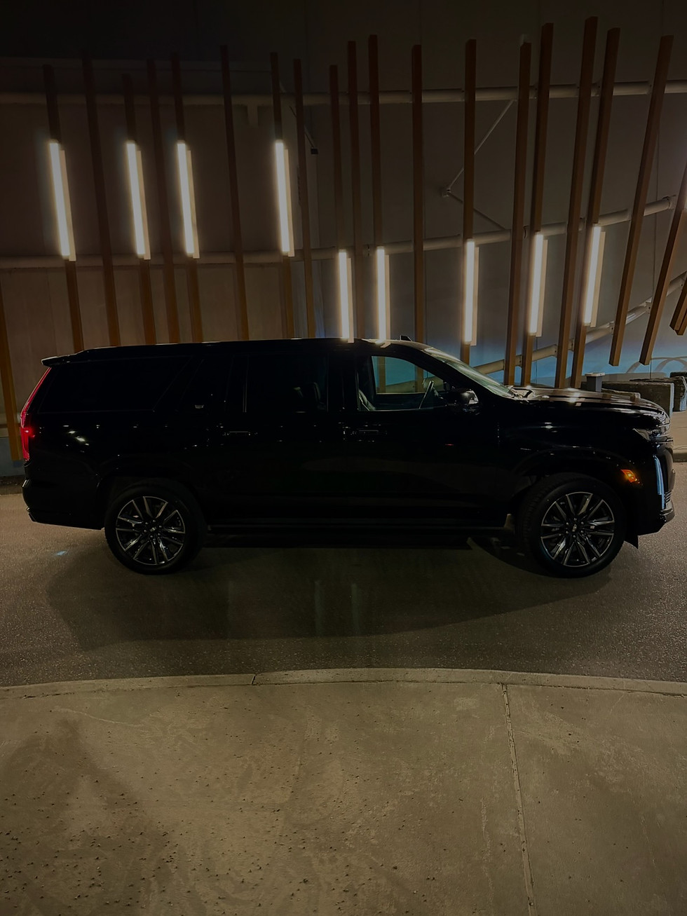 Thumbnail: Cadillac Escalade ESV