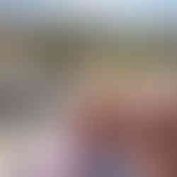 Kerstin und Rainer vor einer Bergkulisse