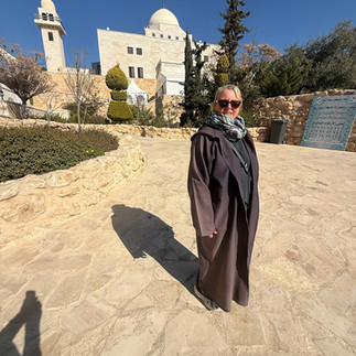Kerstin wearing a veil during a visit to a mosque in Amman