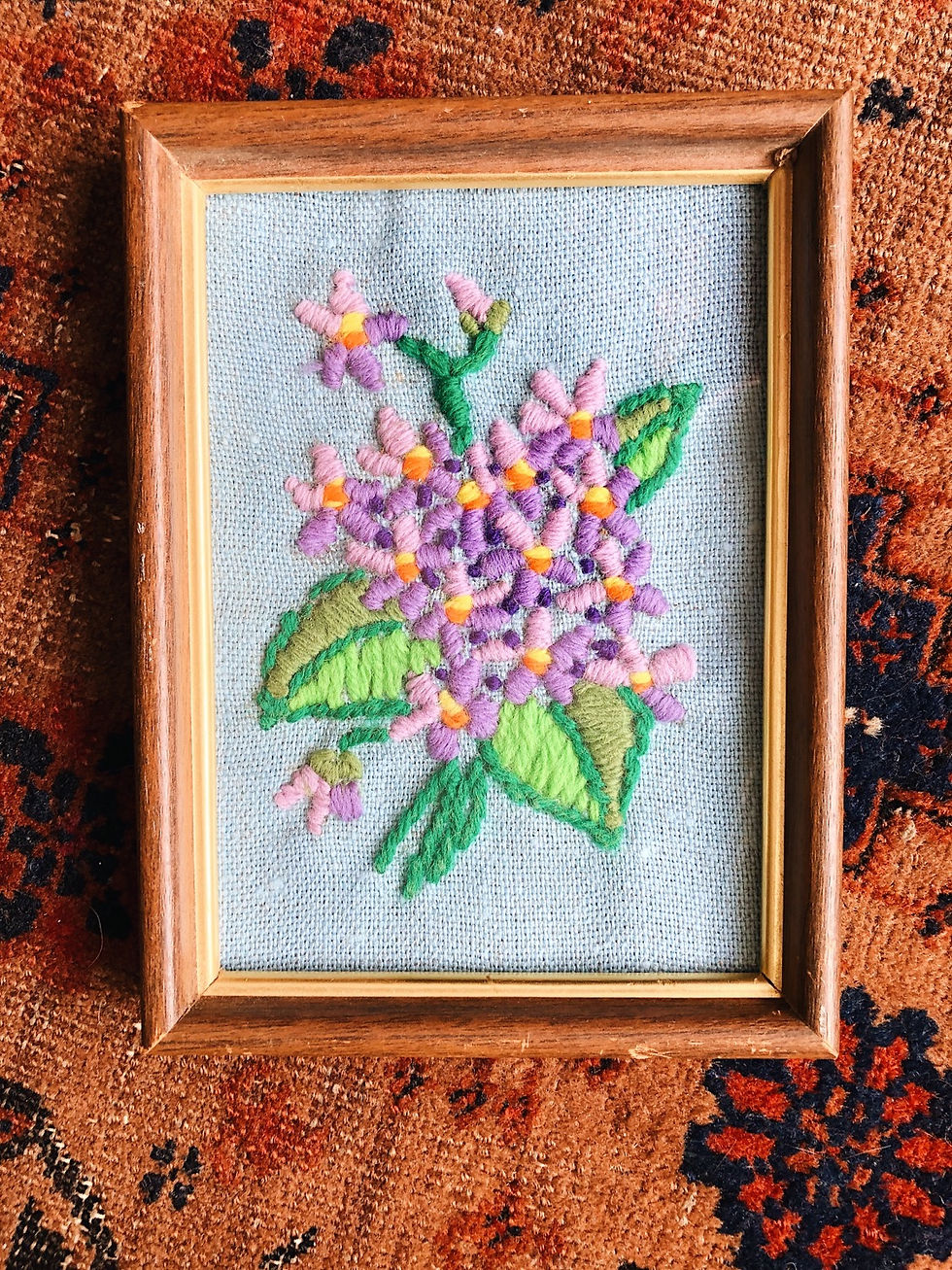 Miniatura: Par de Espejo y Flores Bordadas