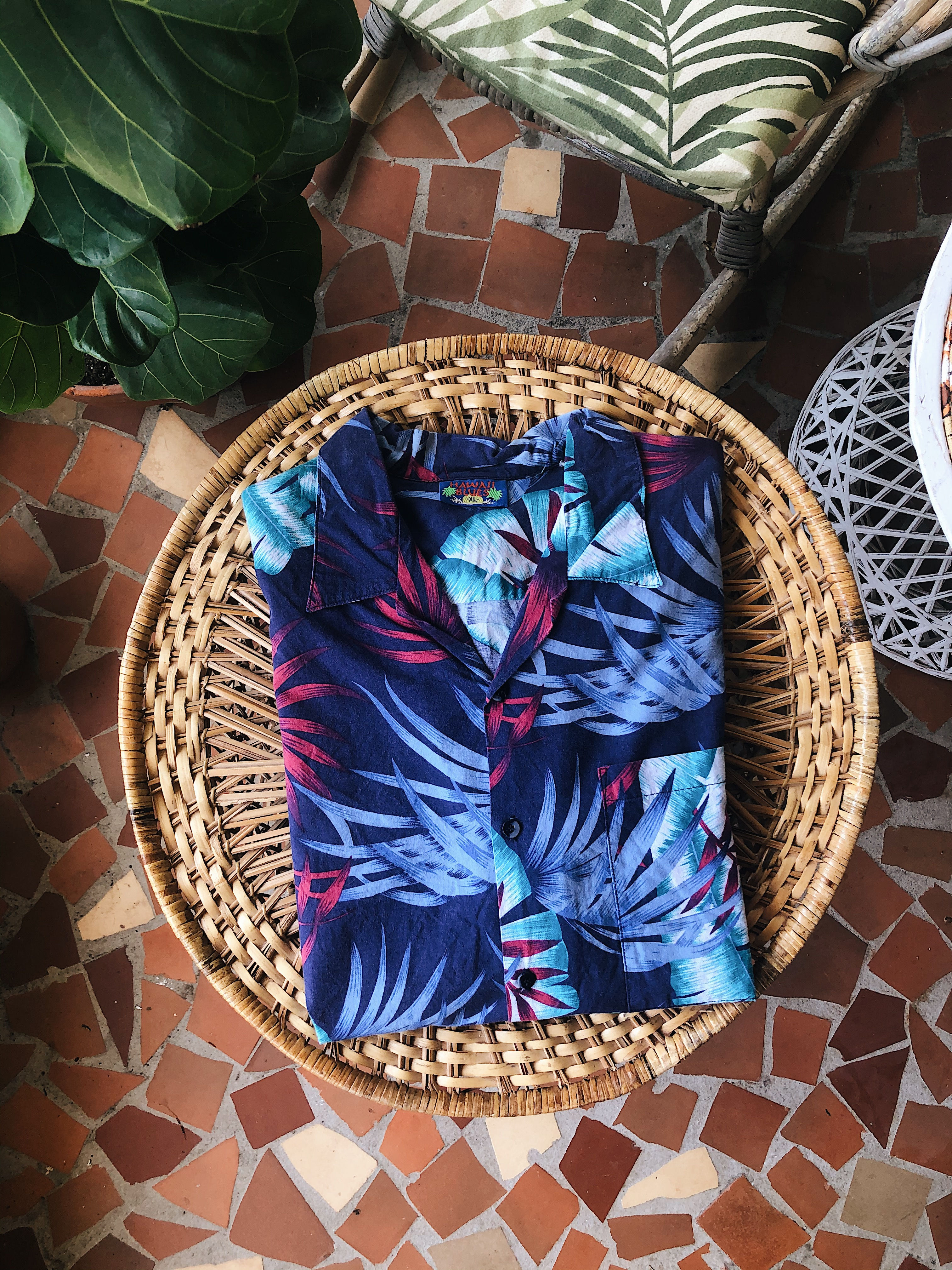 Leafy Hawaiian Button Up