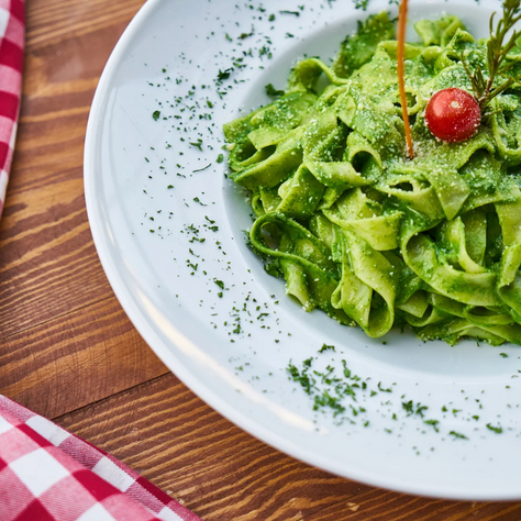 Creamy Spinach Basil Sauce Pasta