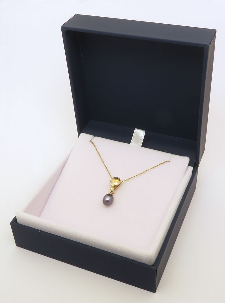 Thumbnail: 14ct Gold South Sea Pearl & Diamond Pendant