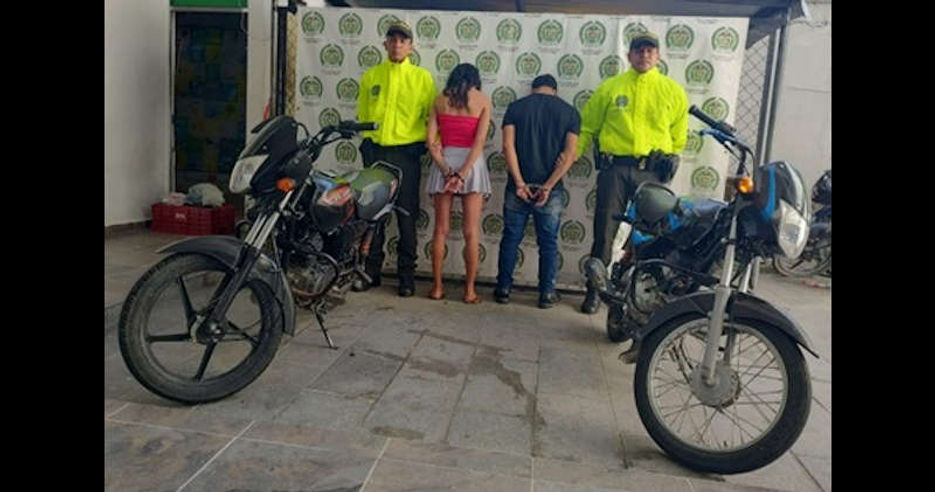 CAPTURADAS DOS PERSONAS POR HURTO