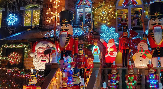 Christmas Lights Tour in Dyker Heights
