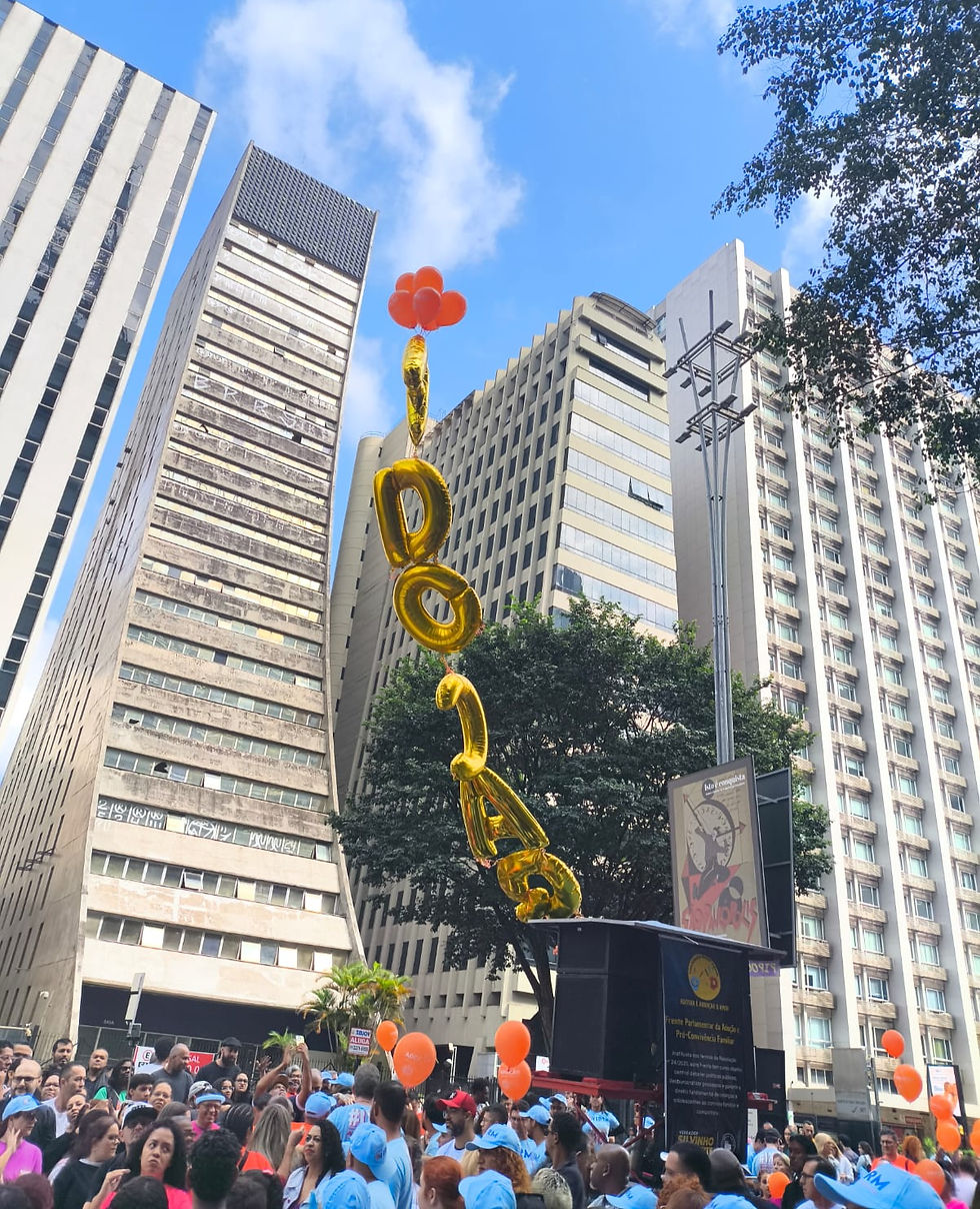 O objetivo do encontro foi conscientizar a sociedade sobre a adoção como forma legítima de constituição familiar, além de reforçar a importância de processos legais, definitivos e seguros para crianças e famílias - Foto: Divulgação/GAPA