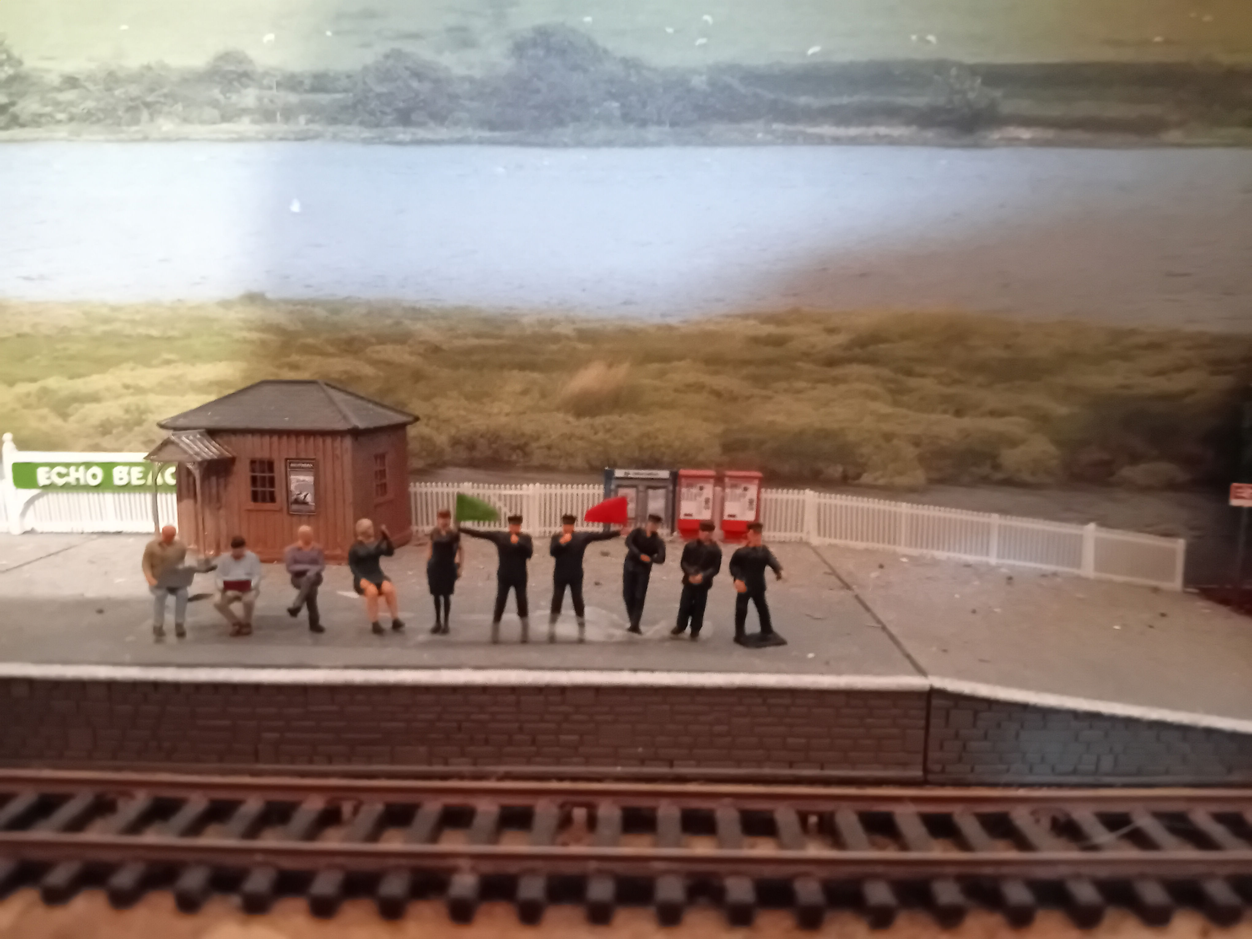 TT1/120 passengers and station/train crew set  set of 10