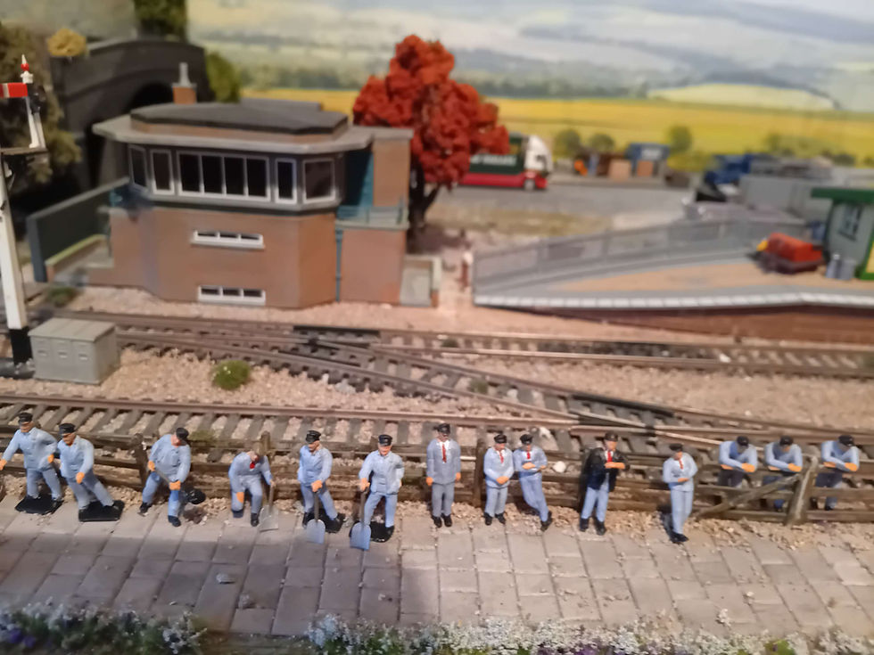Thumbnail: 00 Gauge set of 14 3D printed and hand painted resin figures crew for steam loco