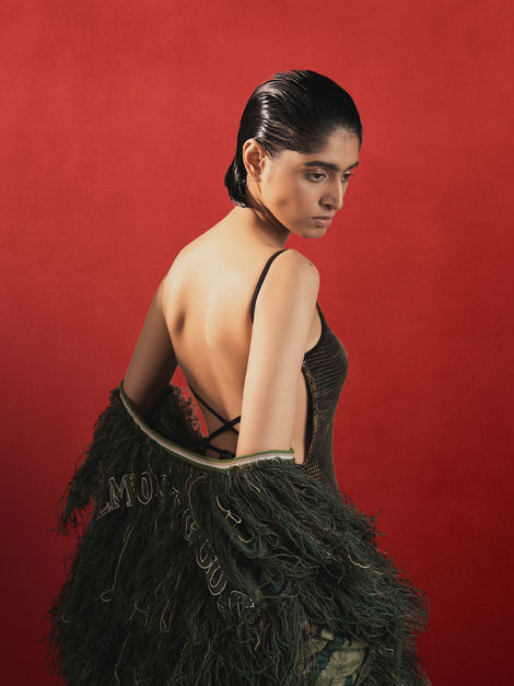 Editorial Looks