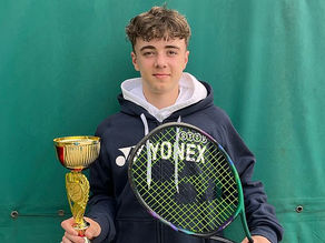 Spiel – Satz – Sieg! Gratulation an unseren Tennisprofi Leo Stieber