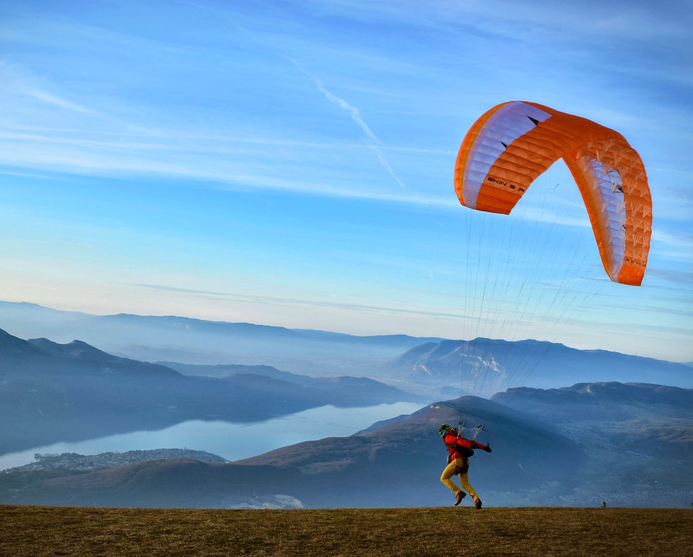 PARAPENTE 2_edited.jpg