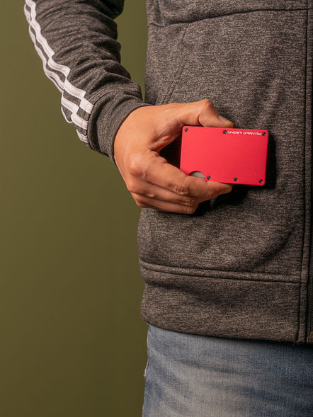 Billetera minimalista de aluminio madera carbon forjado Guatemala