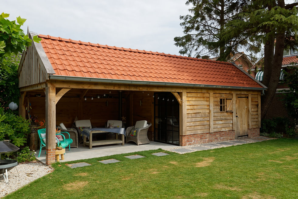 Eiken-kapschuur-met-veranda.jpg